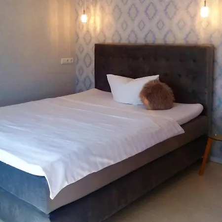 Motel 汽车旅馆